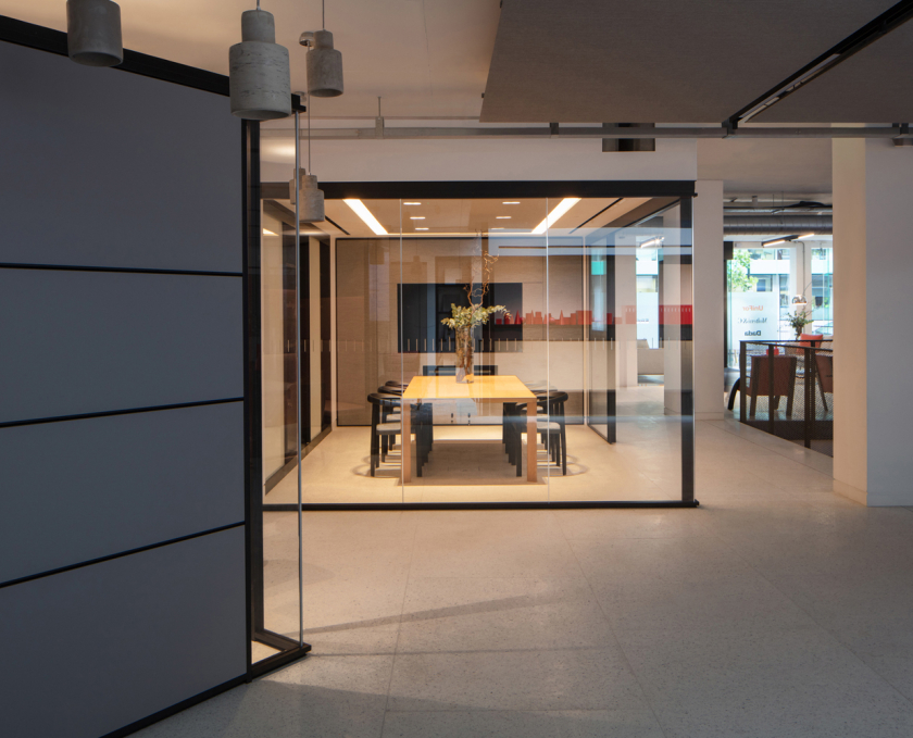 Nuovo Flagship Store per UniFor e Molteni&C|Dada Contract Division a Londra