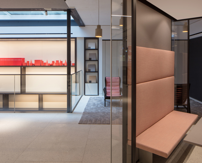 Nuovo Flagship Store per UniFor e Molteni&C|Dada Contract Division a Londra