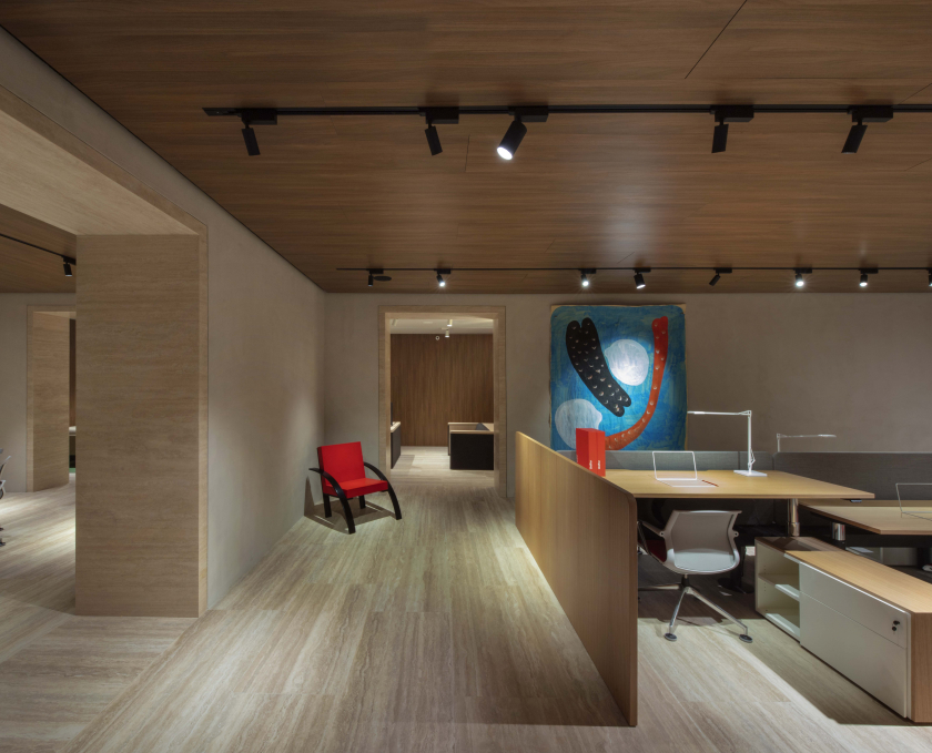 "Executive Office", nuova installazione di Ron Gilad per UniFor